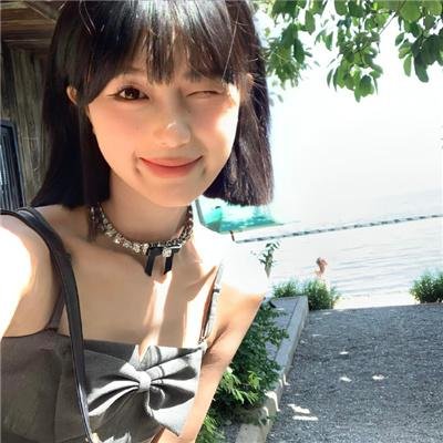 一样的世界封面